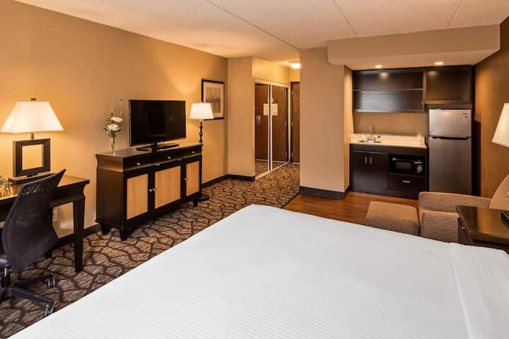 Room 20 of 82