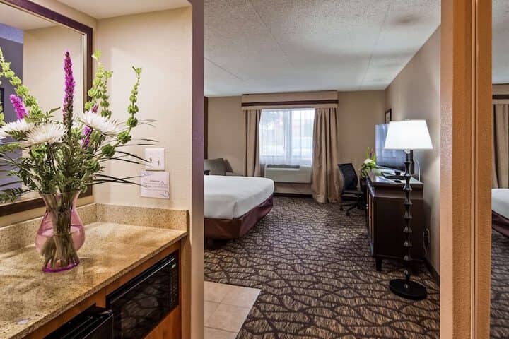 Room 21 of 82