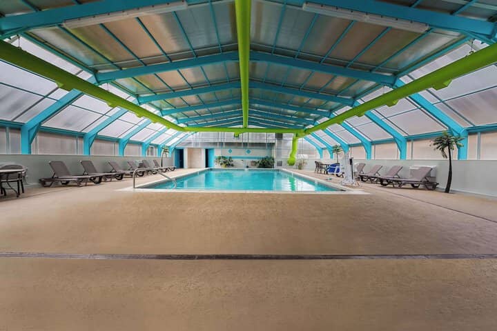 Pool 53 of 82